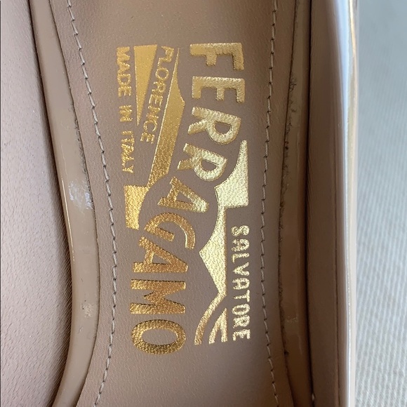 Salvatore Ferragamo Ezia 100mm Pumps - Picture 14 of 15